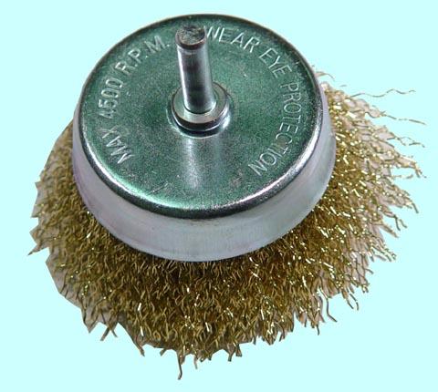 Щетка зачистная Торцевая  для дрели 75мм латунир. dхв=6мм "CNIC" (95875)