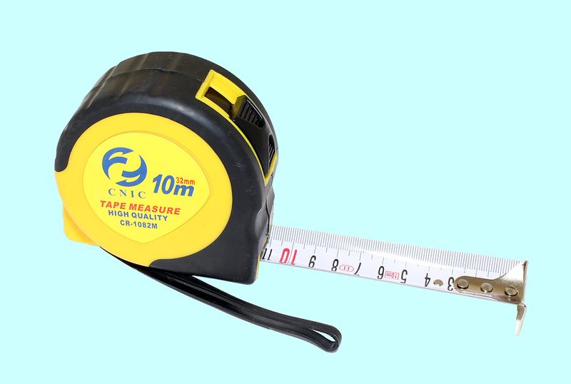 Рулетка  10 метров х 32мм с фиксатором обрезиненная "CNIC" CR-82 (1082М)