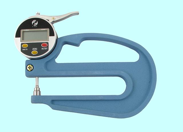 Толщиномер индикаторный электронный (0-10мм), цена дел. 0,01мм, L120мм "CNIC" (Шан 580-206)