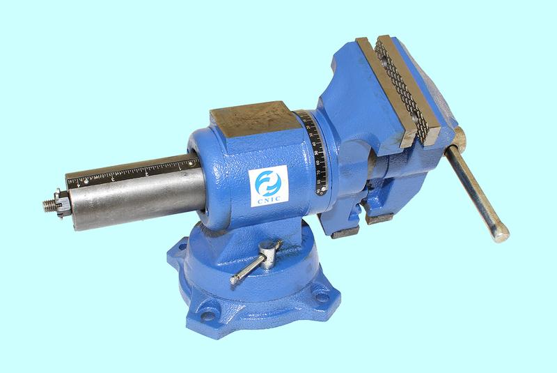 Тиски Слесарные 100 мм (4")  поворотные в двух плоскостях  с наковальней облегченные (LTD0004L) "CNIC"(упакованы по 1шт)