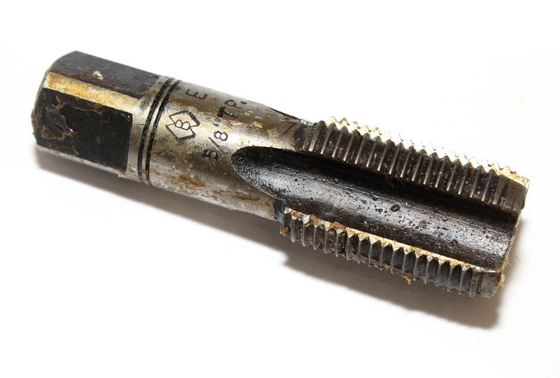 Метчик G   5/8" 9ХС трубный цилиндрический, ручной комплект из 2-х шт. (14 ниток/дюйм)