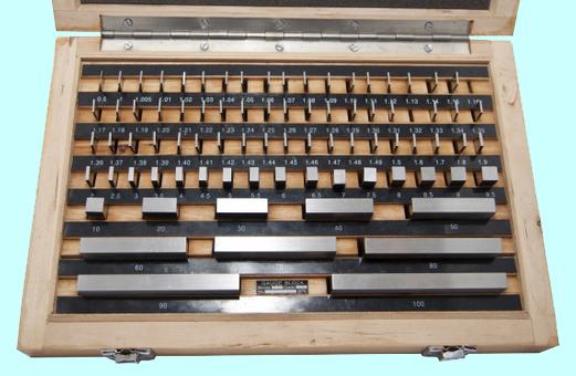 Наборы концевых мер длины № 1, кл.точн.2 (83 меры от 0,5 до 100мм) "Micron"