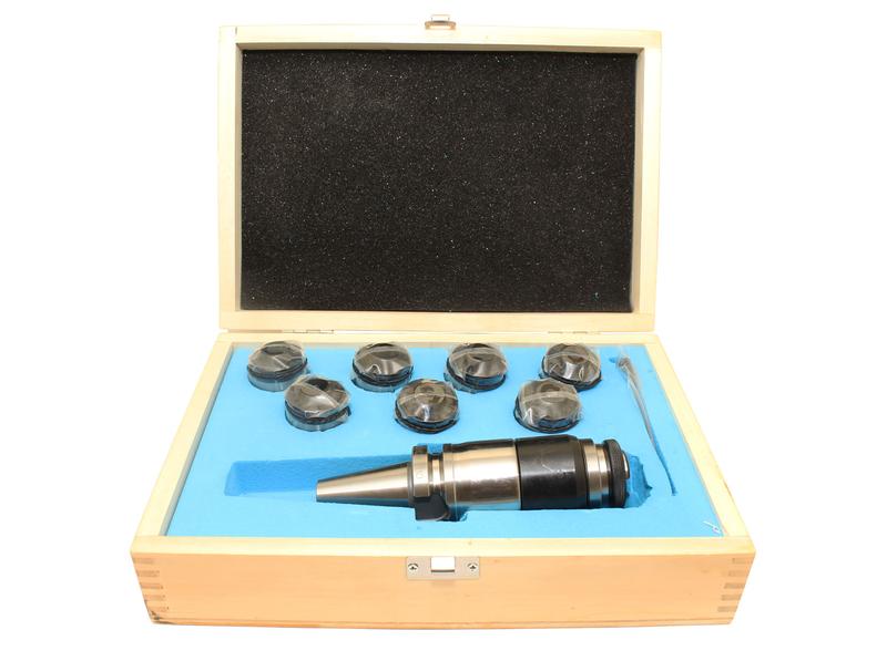 Патрон резьбонарезной с хвостовиком 7:24-BT40 (MAS403) для станков c ЧПУ с набором головок из 7шт. М 3-М12 (BТ40-GT12-110L)