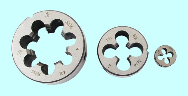 Плашка М  4,0 (0,7) dнар.20мм левая Р6АМ5 "CNIC"