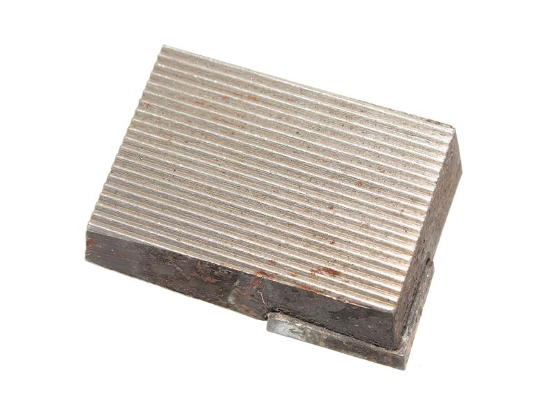 Нож 2021-0014 к торцевой мелкозубой фрезе d100-125 (28,8х22,5х11,1) ВК8 рифленный клиновой левый