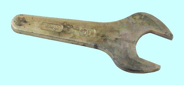 Ключ  50 односторонний короткий цинк. облегченный толщина 8мм (КЗСМИ)