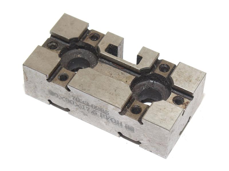 Подкладка прямоугольная 60х30х17,5 с Т-образным пазом 8мм (7033-0285) ГОСТ14408-69