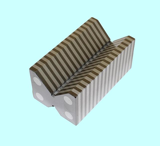 Призма установочная  58х100х46мм к магнитным плитам плоскошлиф. станков "CNIC" F37 (YT-3803)