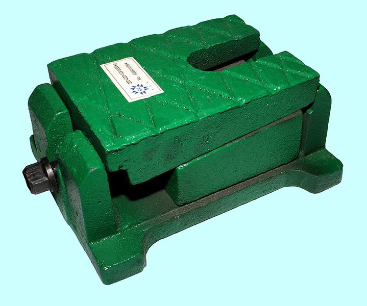 Домкрат механический клиновой (опора) грузопод.  6,5т  300х230х120мм (М24) тип S86 "TLX"