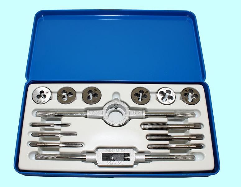 Вороток,плашкодерж-ль и по  6 метчиков и плашек М3-М10 9ХС в метал. футляре (14 поз.) SM014-1 "CNIC"