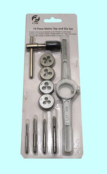 Вороток,плашкодерж-ль и по  4 метчика и плашки М3-М6 HSS и 9ХС в блистере (10 поз.) "CNIC"