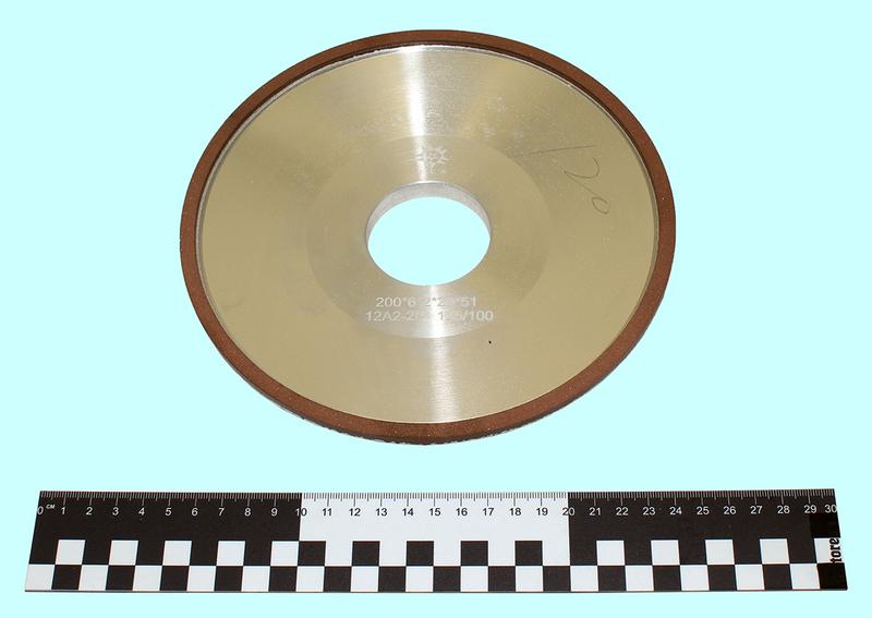 Круг алмазный 12А2-20град.(тарельчатый) 200х 6х2х51  SSD-2(АС4) 125/100 100% В2-01 32,0кар. "TLX"