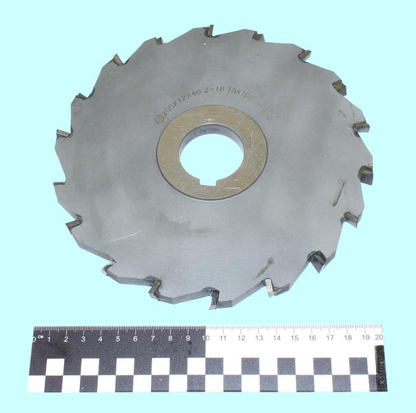 Фреза дисковая 3-х сторонняя 200х12х40, Z=18 Т5К10 с разнонаправл. зубьями "TLX"