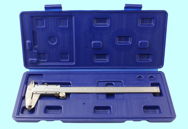 Штангенциркуль 0 - 200 ШЦТ-I (0,02) с тв.спл. губками, с глубиномером "TLX"