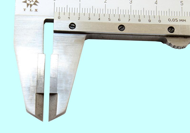 Штангенциркуль 0 - 150 ШЦТ-I (0,05) с тв.спл. губками, с глубиномером "TLX"