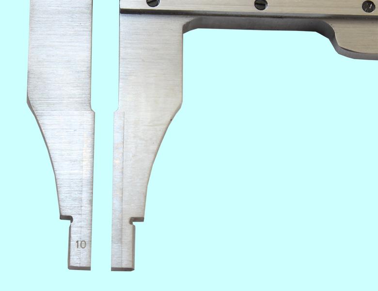 Штангенциркуль 0 - 200 ШЦТ-II (0,02) с тв.спл. губками "TLX"