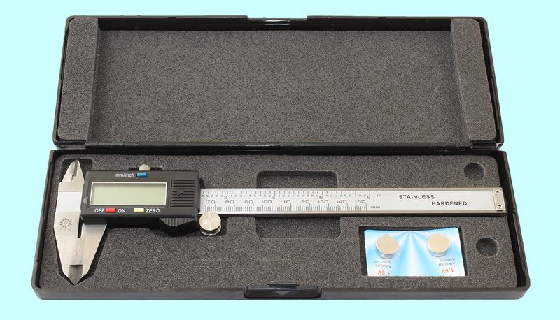 Штангенциркуль 0 - 150 ШЦЦТ-I (0,01) электронный с тв. спл. губками, с глубиномером "TLX"