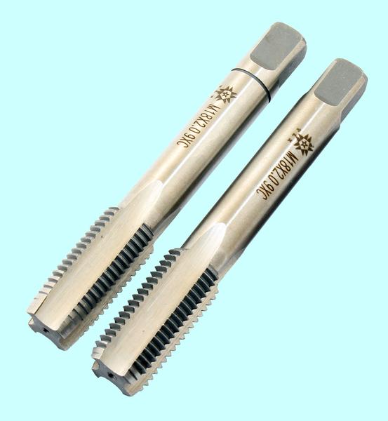 Метчик М18,0 х 2,0 9ХС ручной, комплект из 2-х шт. "TLX"