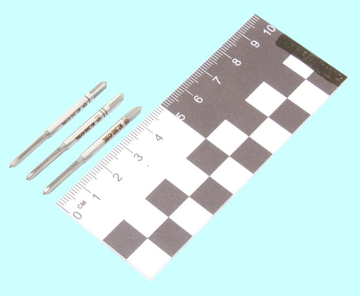 Метчик М 2,5 (0,45) 9ХС ручной, комплект из 3-х шт. "TLX"