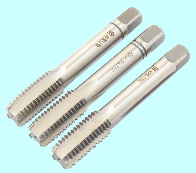 Метчик М18,0 (2,5) 9ХС ручной, комплект из 3-х шт. "TLX"