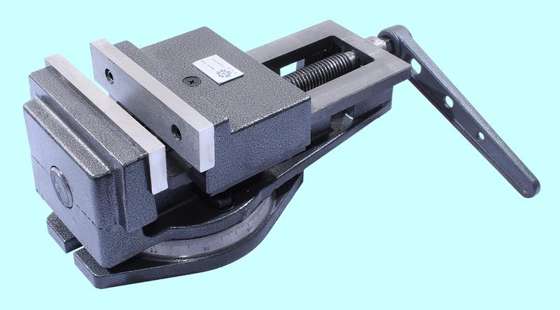 Тиски Станочные 136мм чугунные поворотные с открытым винтом, ход 160мм QB136 "TLX"